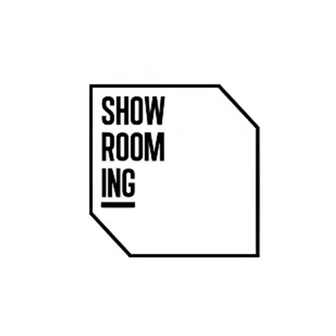  em>show /em> room ing