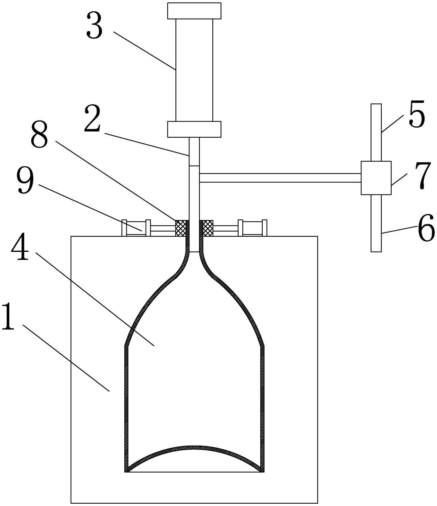 种可灌装液体的新型吹瓶机,其包括吹瓶机本体及安装在其上的瓶胚模头