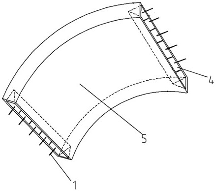 预埋钢筋伸出于凹槽外,隧道拼装时,相邻两管片的凹槽相对应扣合