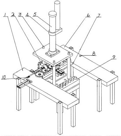 种皮带轮内孔自动化挤压专机,为解决已有内孔挤压装置存在的操作繁琐