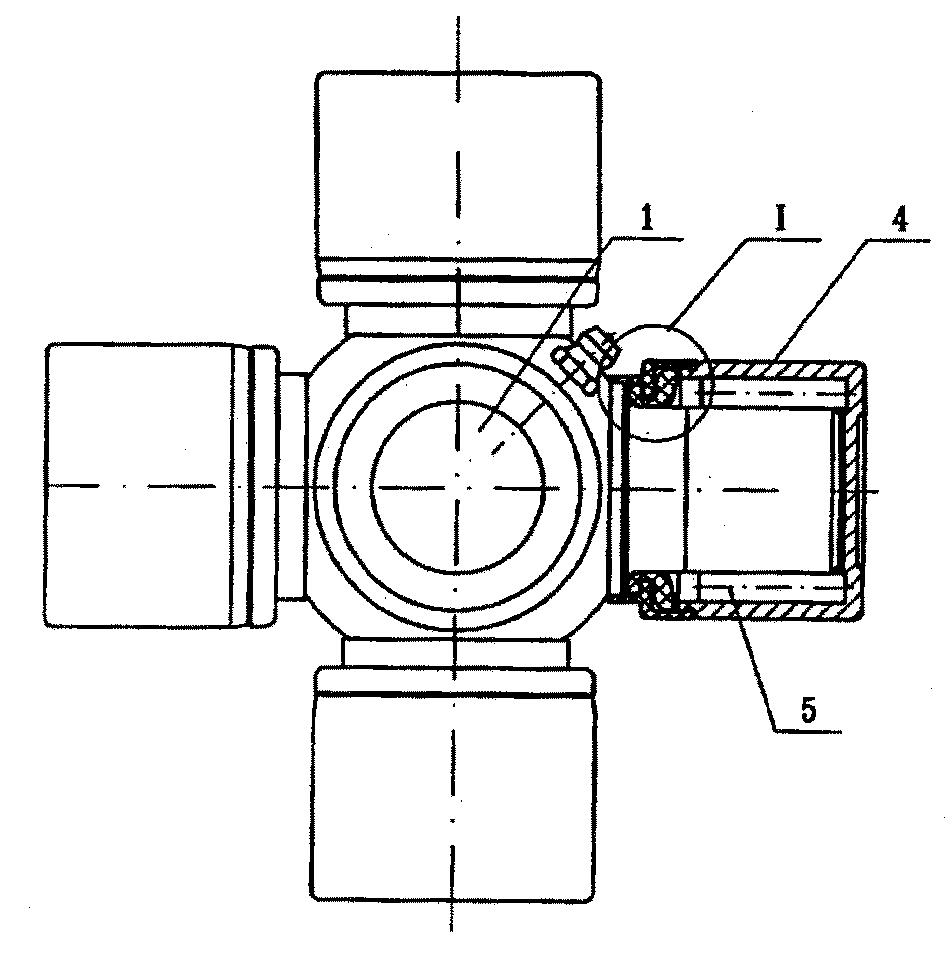 摘要附图摘要本实用新型涉及一种带防尘罩的十字轴万向节的结构改良.