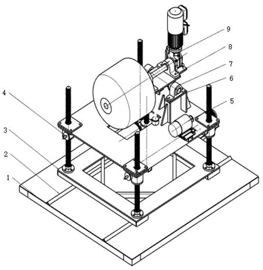 新型公开了一种新型碳纤维针刺工装,所述针刺底座的顶部安装有减速机