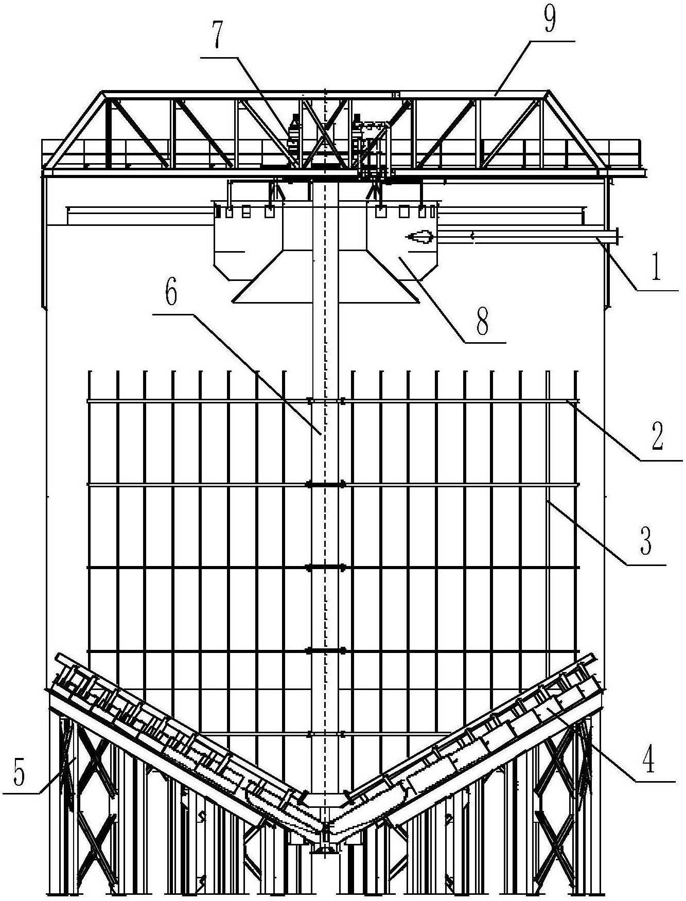 浓缩机,主要内容为:包括进料管,安装臂,导水杆,低阻力泥耙,罐体钢结构
