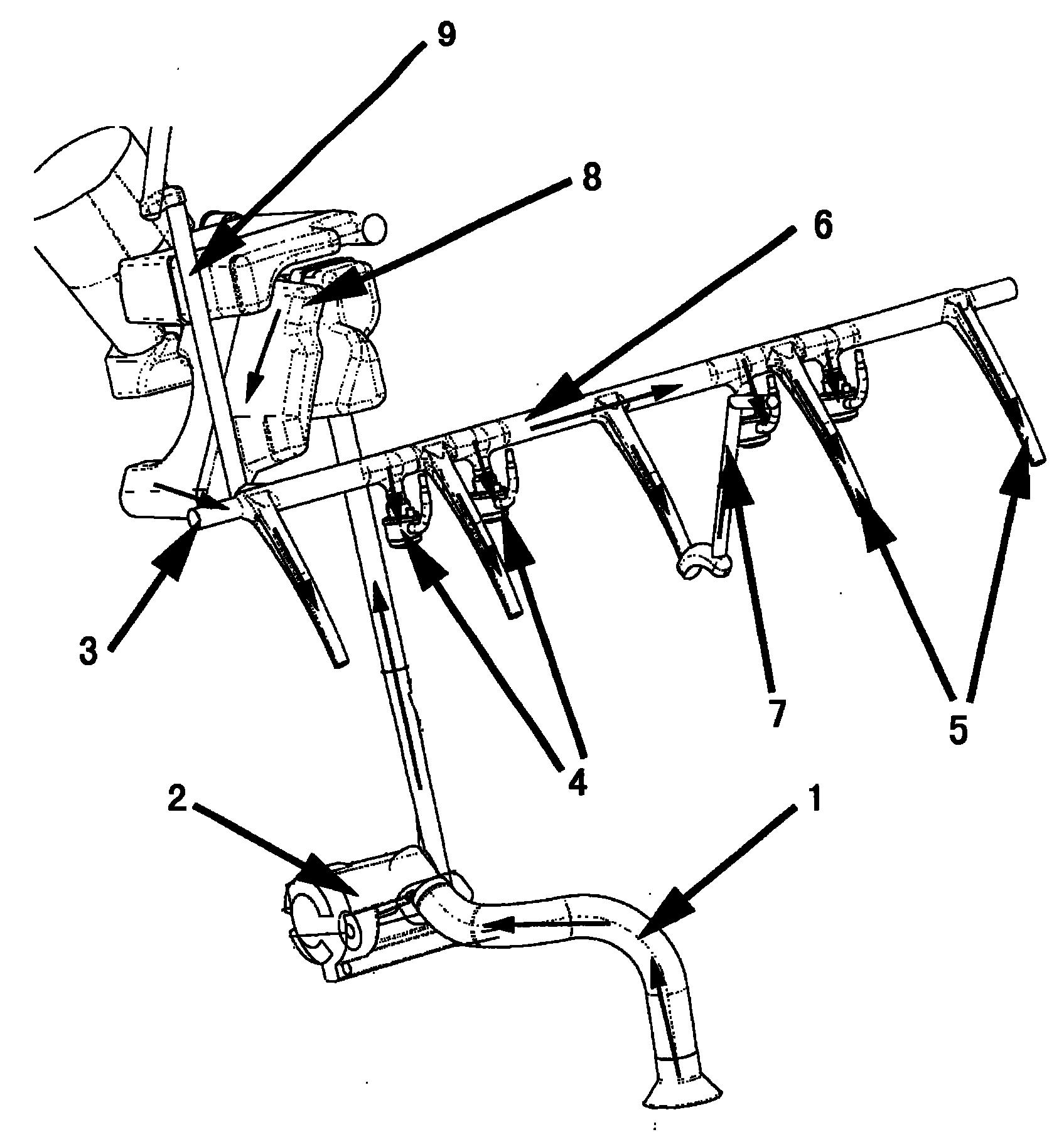 发动机气缸体油路结构,它包括有集滤器,机油泵,涨紧器供油道,缸体主油