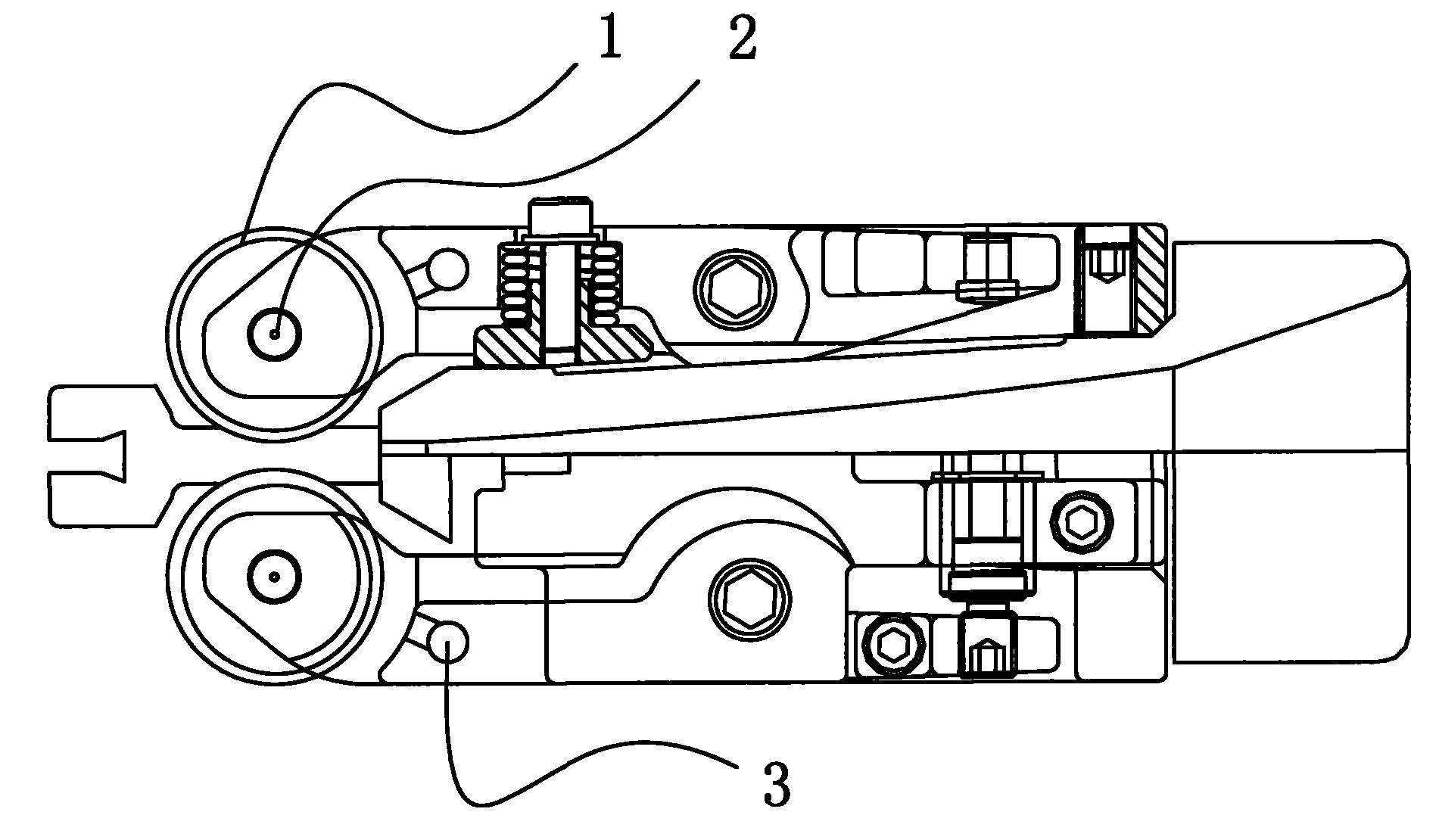 一种高速线材精轧机单数机架进口导卫