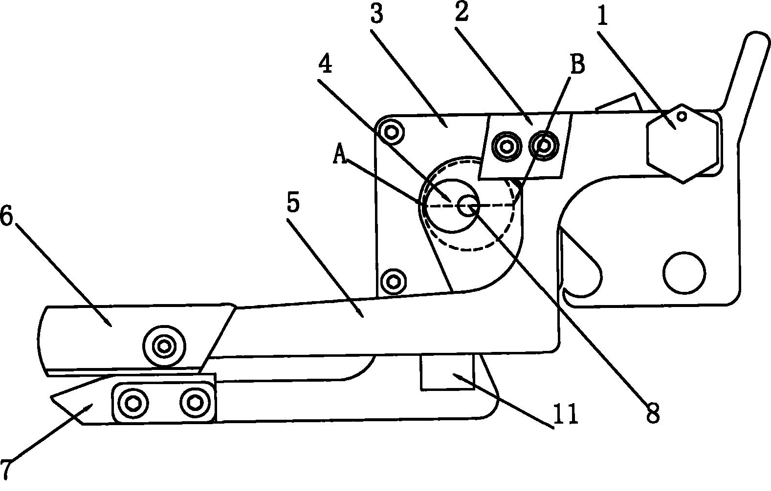 用于织物的铡刀式边剪机构