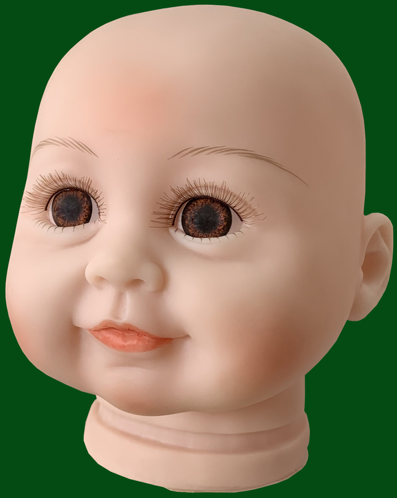 娃娃头(大眼萌娃18d13)-爱企查