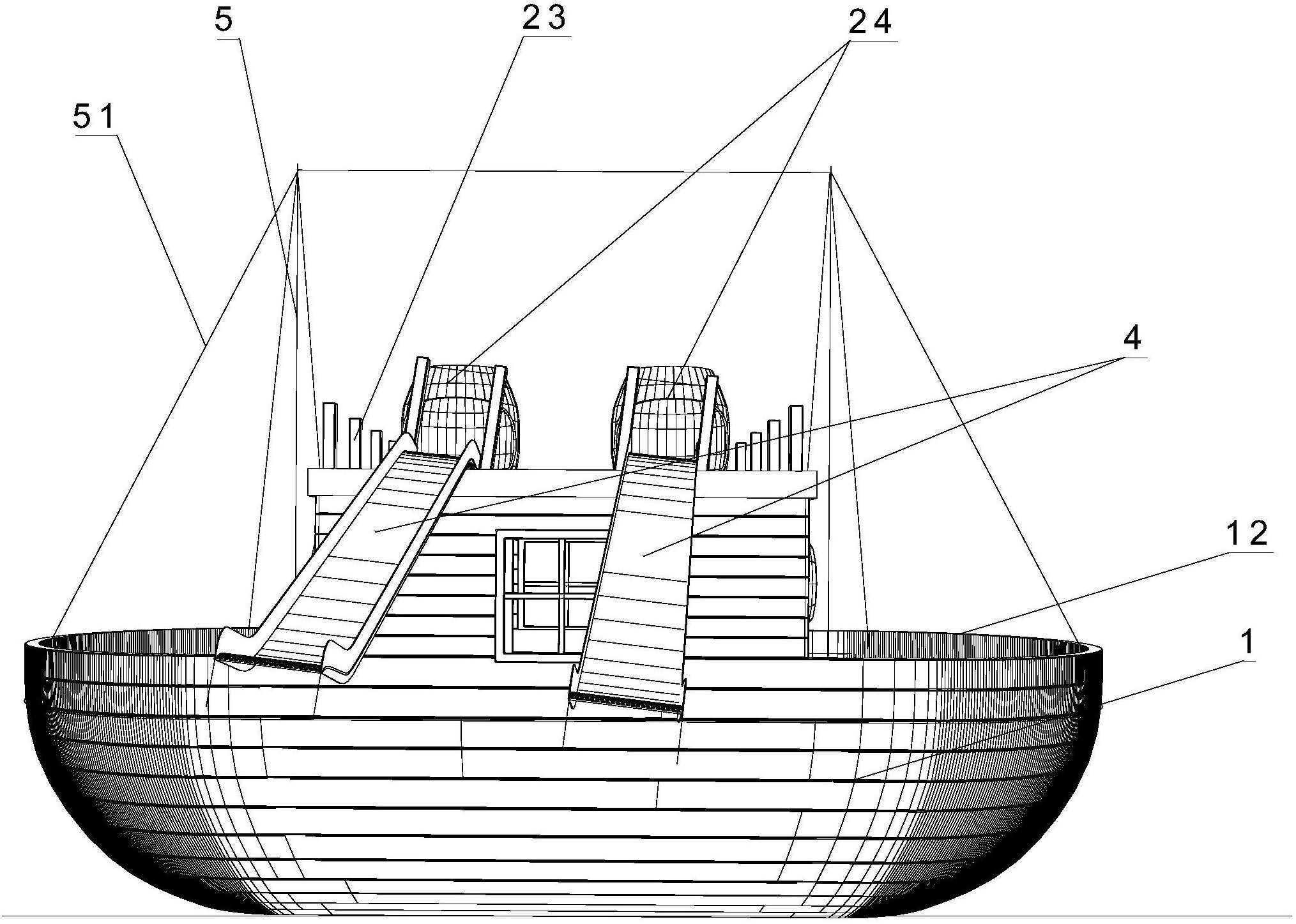 附图摘要本实用新型公开一种游乐海盗船,包括船体,船舱,攀爬网等结构