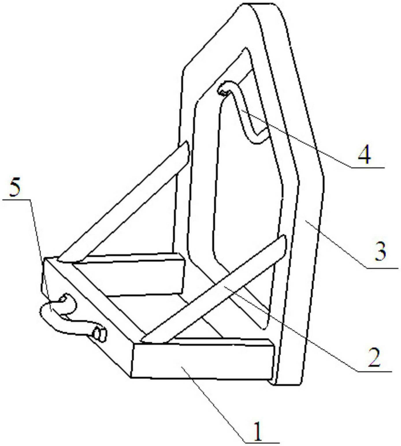 吊具环为框架结构,吊具环的底端面为水平面,吊具环的底部固定在底座的