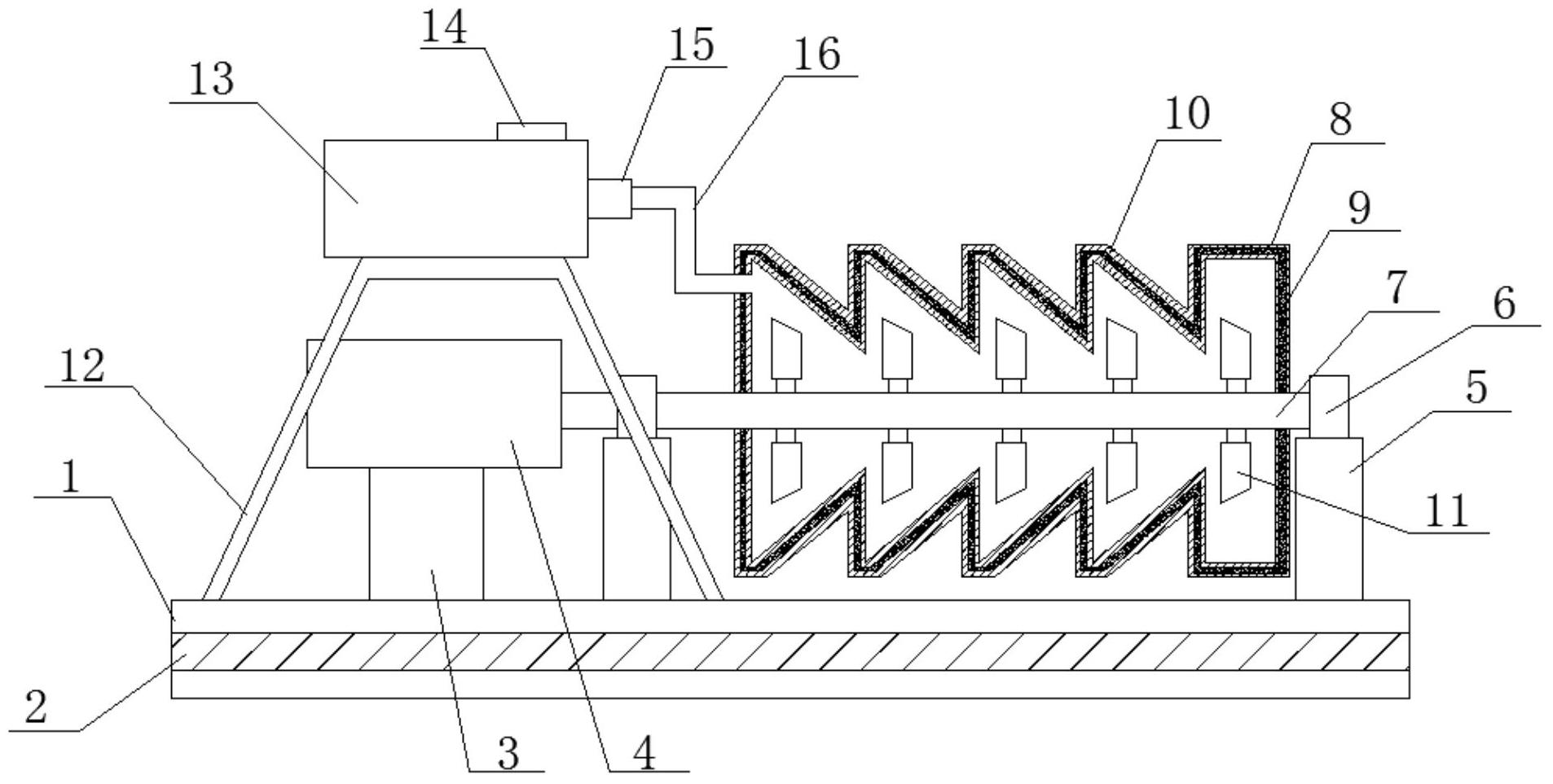 了一种粉碎设备,包括底座,底座上设有减震板,电机架的上端安装有电机