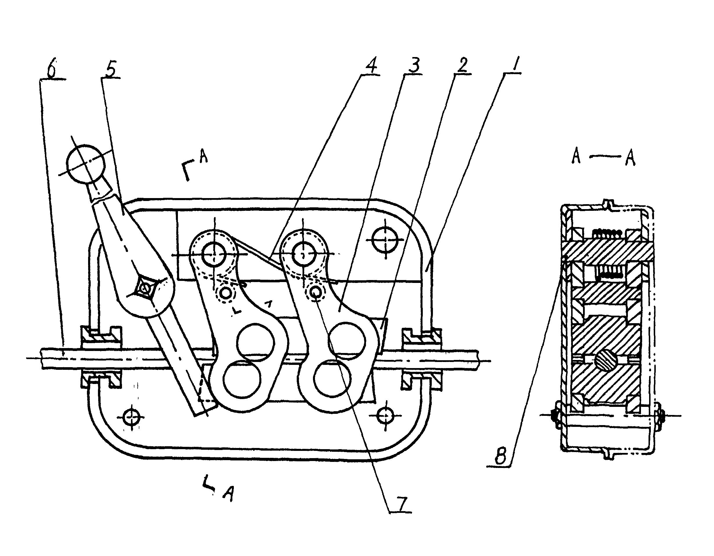 实用新型是关于手扳葫芦建筑吊栏的安全装置,该装置采用弹簧自锁结构