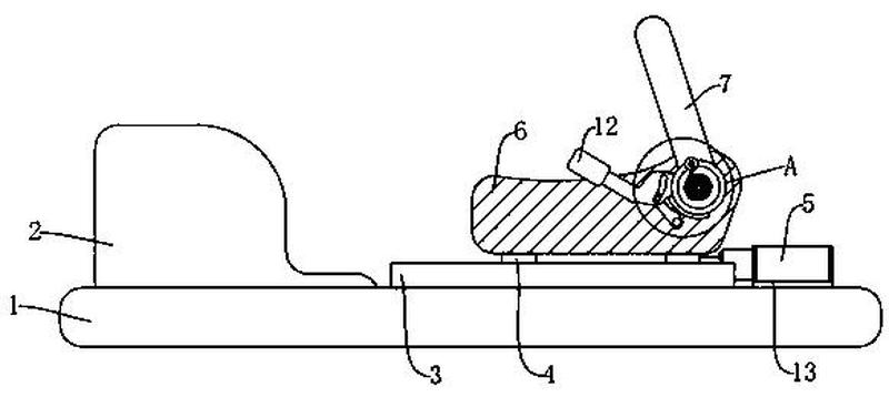 所述座椅调节结构上安装有靠背调节结构;本实用新型涉及碰碰车技术