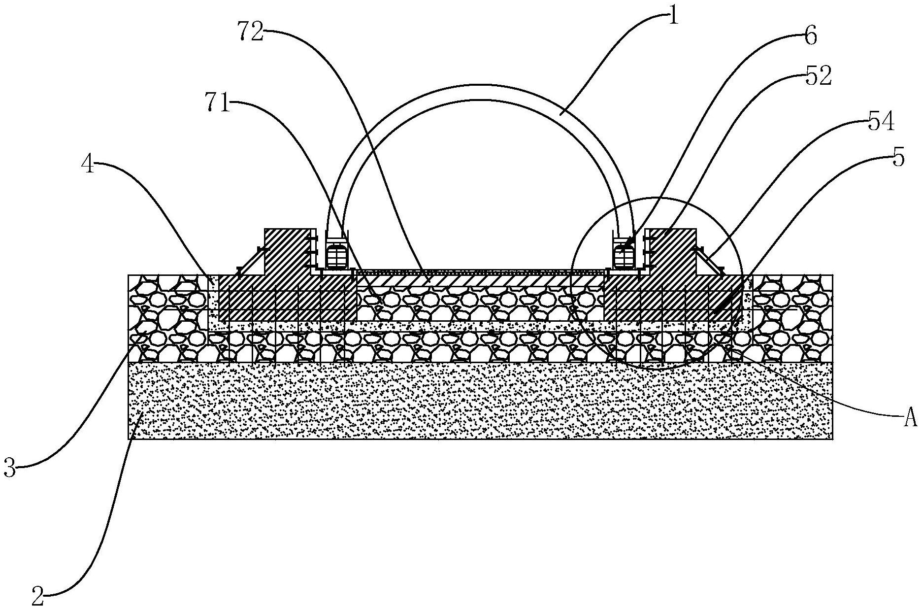 一种开口式波纹钢涵洞结构