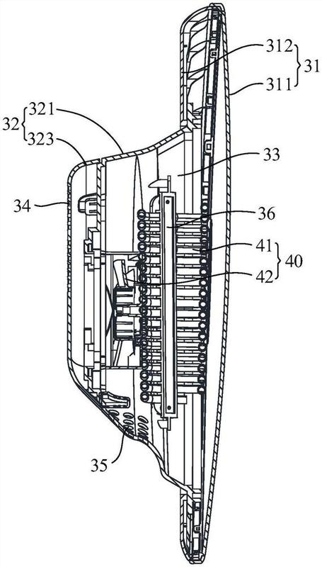 摘要附图摘要本申请公开了一种干衣机,包括壳体,滚筒,风道结构,门体